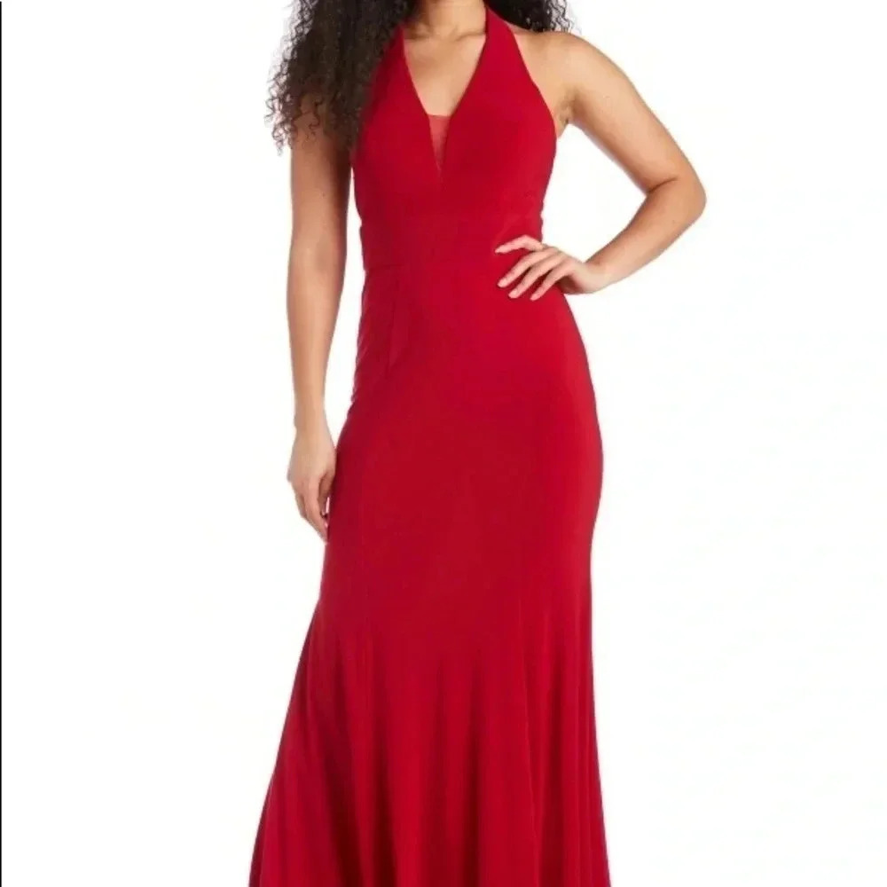 Morgan & Co. Size 5 Red Halter Maxi Gown With Padded Cups. New No Tag